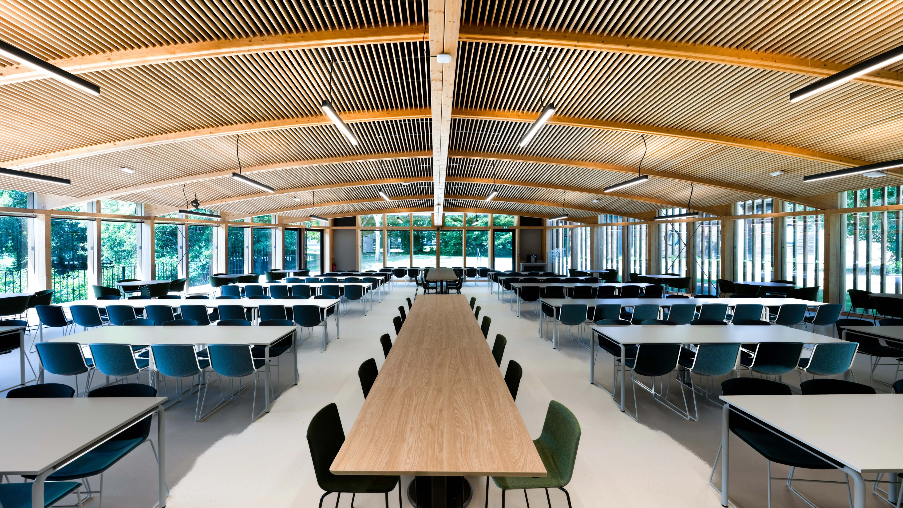 espace intérieur du restaurant