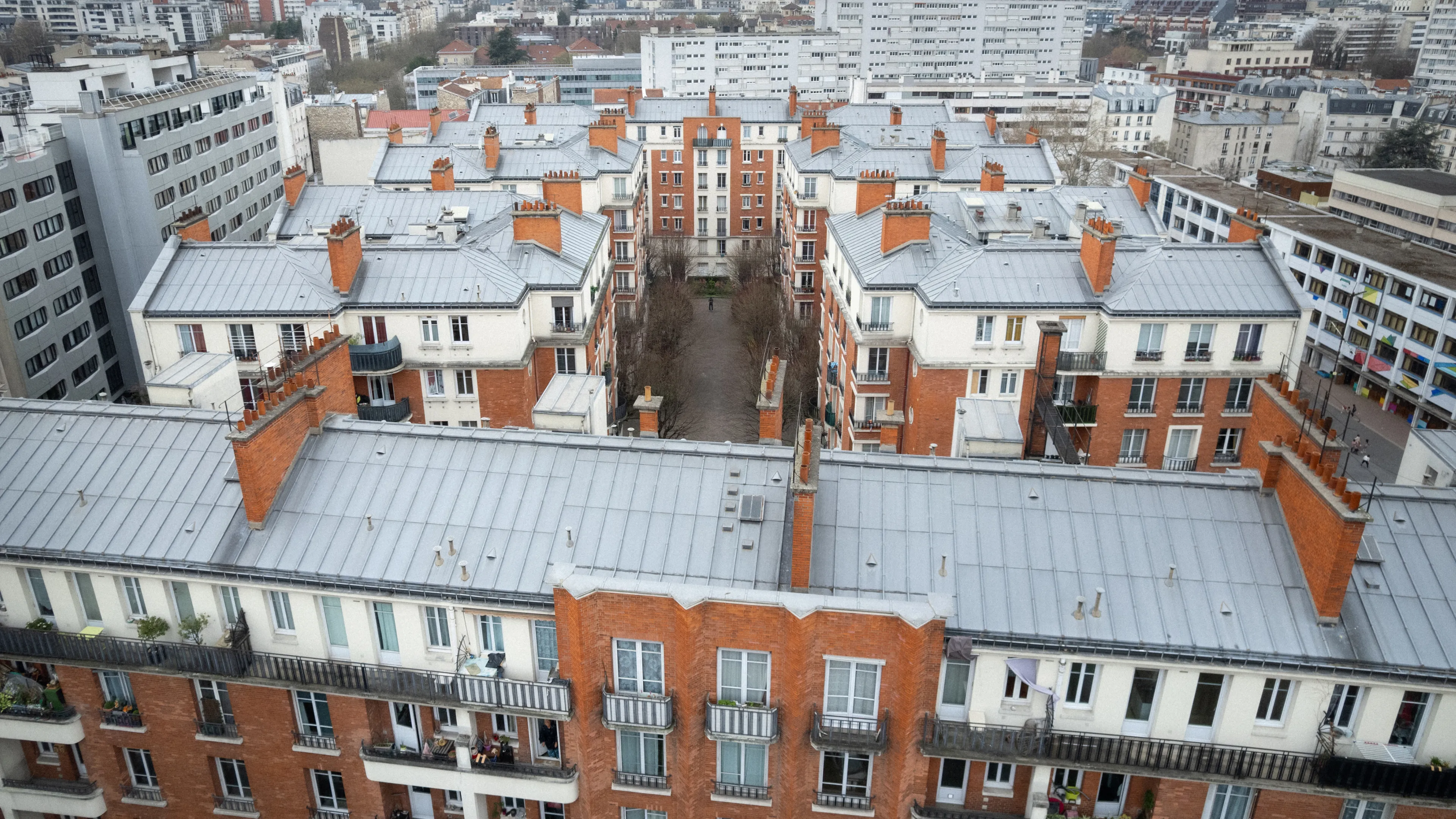 vue aérienne de l'ensemble du bâtiment