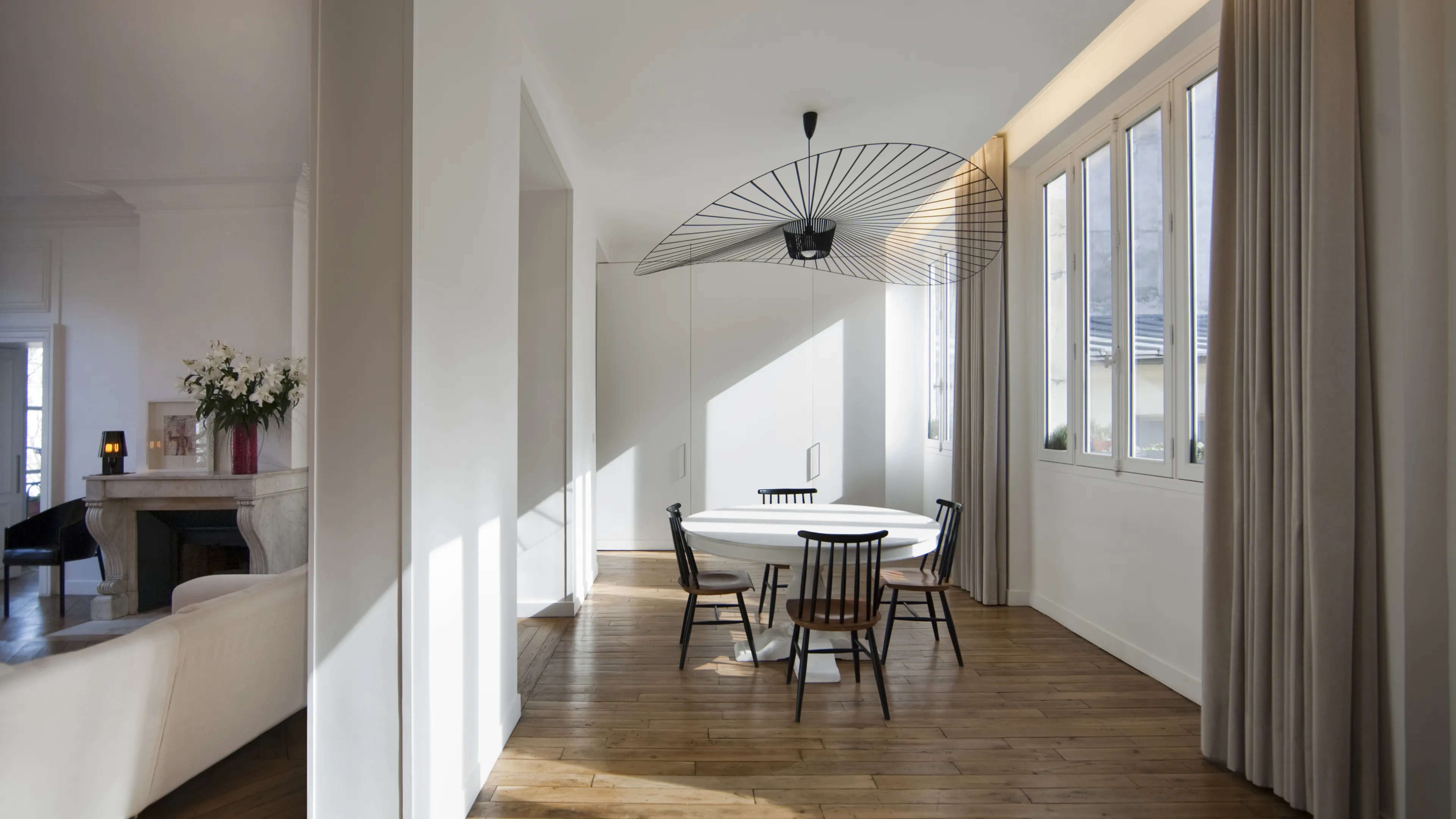 02-Salle-a-Manger-Galerie-Amenagement-Appartement-Architecture-Interieur-Lumiere-Naturelle-Paris3-Atela-Architectes_0