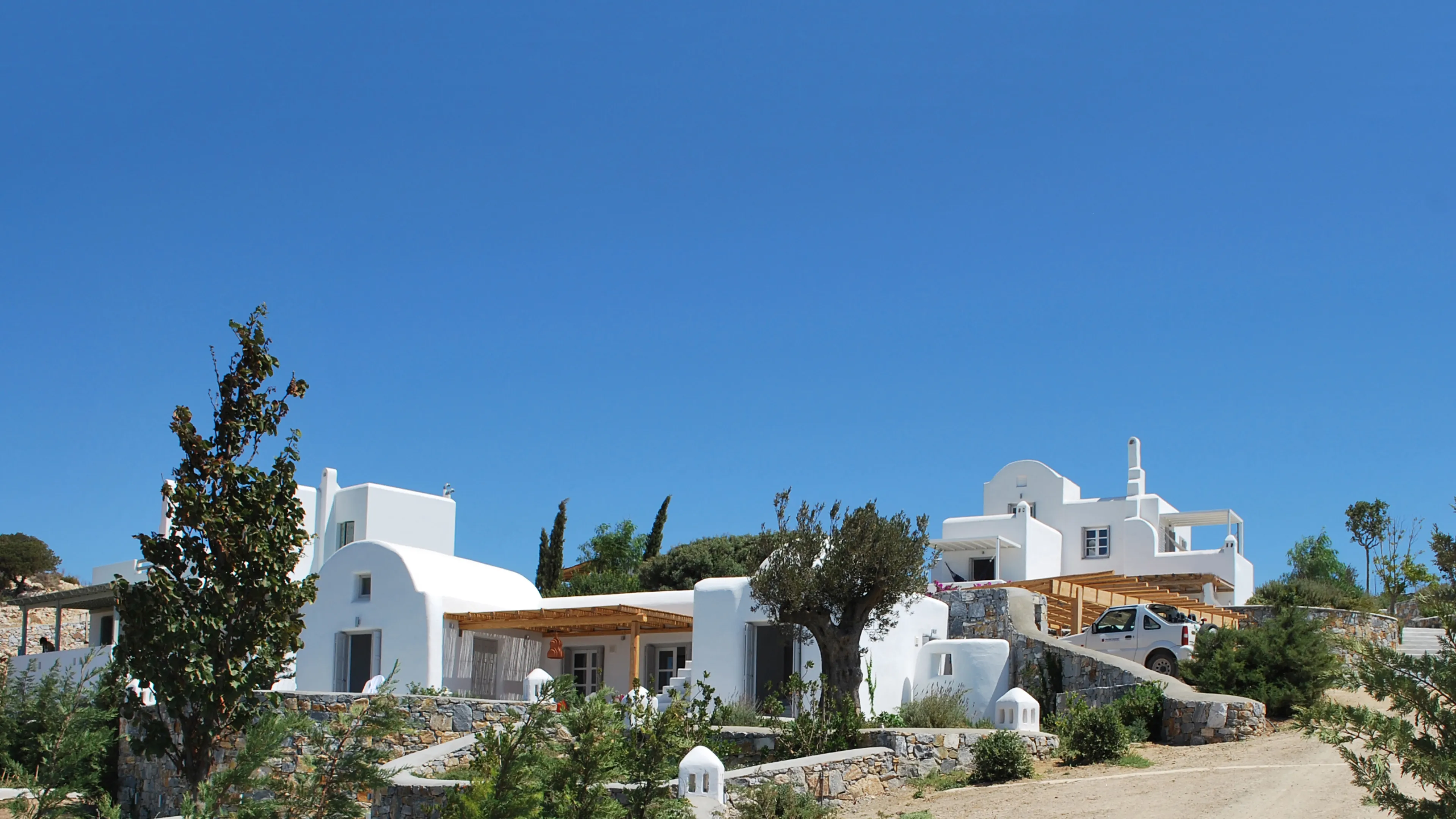 15-Photo-Construction-Villa-Grece-Naxos-Piscine-Atela-Architectes.jpg_0