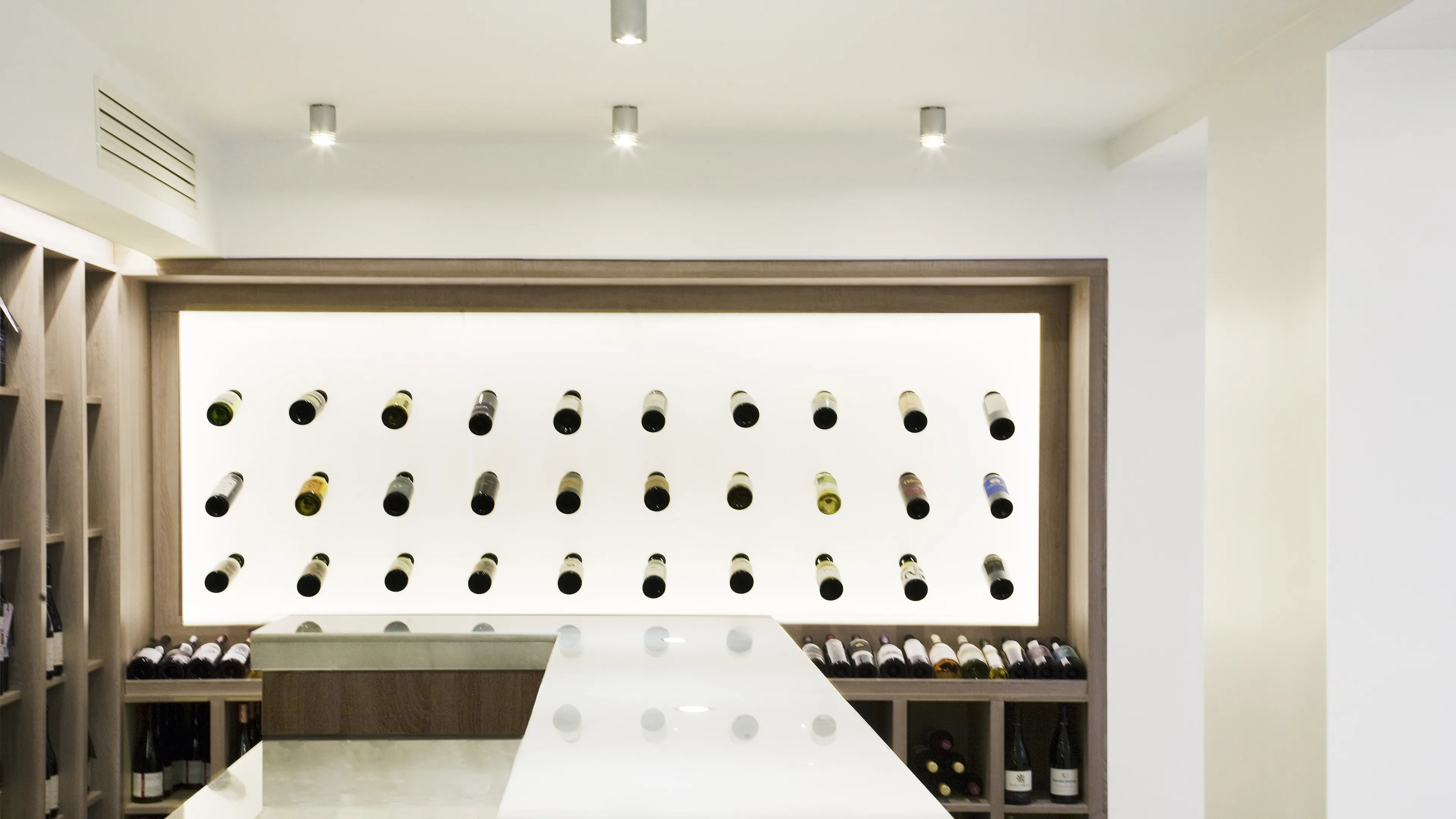 06-Bar-Cave-a-Vin-Architecture-Interieur-Aménagement-Salle-de-Reception-Soif-D'Ailleurs-Paris3_0