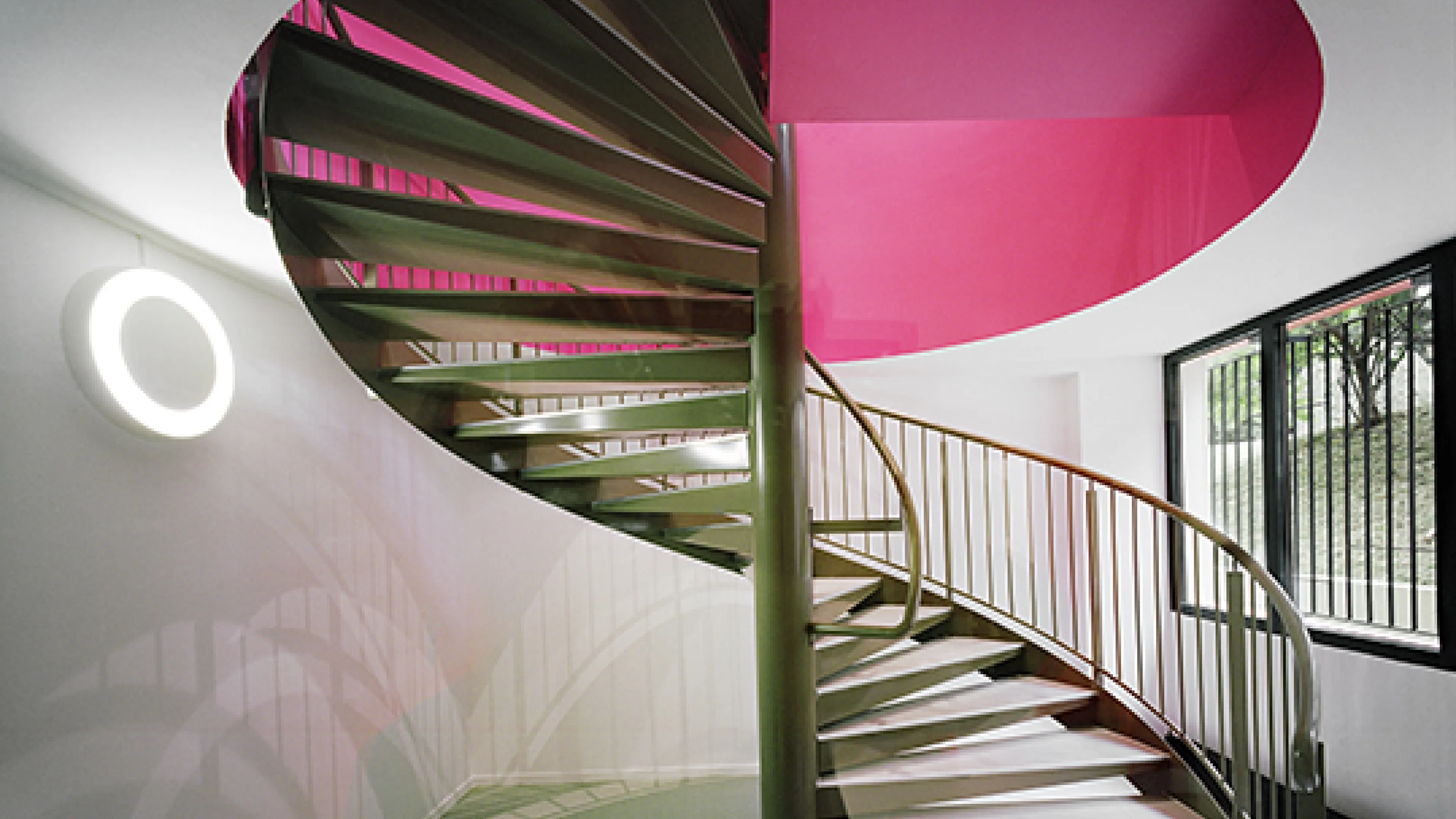 10-Escalier-Rehabilitation-Residence-Logement-Etudiant-Paris14-CIUP-Atela-Architectes_0