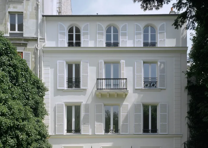 01-Facade1-Rehabilitation-Logement-Bureau-Hotel-particulier-Paris8-SAGI_0