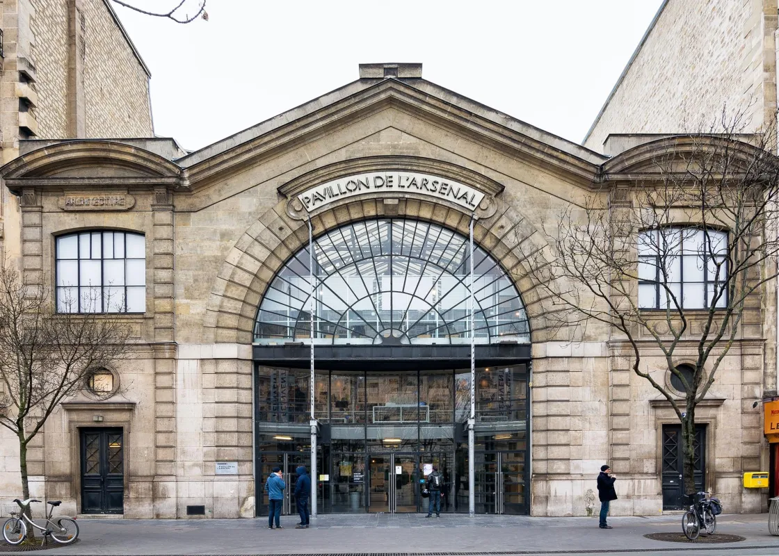 2011 • Pavillon de l’Arsenal, “New facilities in Paris”, Paris