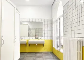 Imagen Destacada Livraison de la rénovation des toilettes à L'École Espagnol à Paris16 !