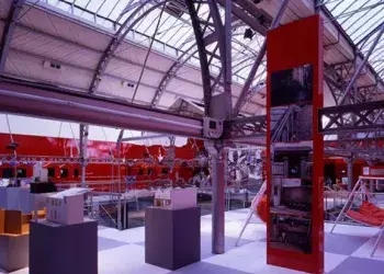 Imagen Destacada  2004 • Pavillon de l’Arsenal, “L’habitat individuel à Paris”, Paris